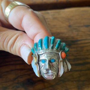 Vintage 1970s Indian head silver and turquoise mens ring.